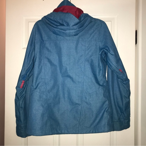 Ski/snowboard jacket 💙💗⛷🏂🎿 - Picture 2 of 8